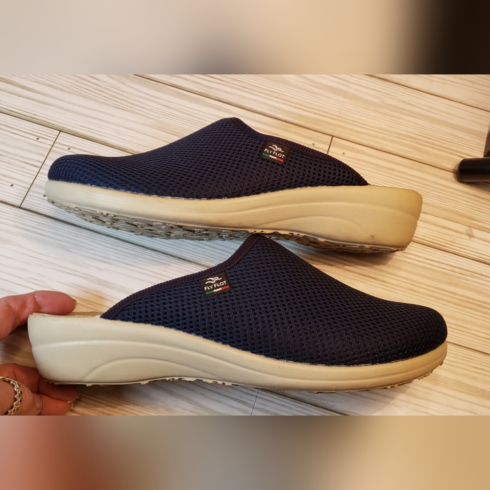 Fly Flot navy blue mules women's size 8